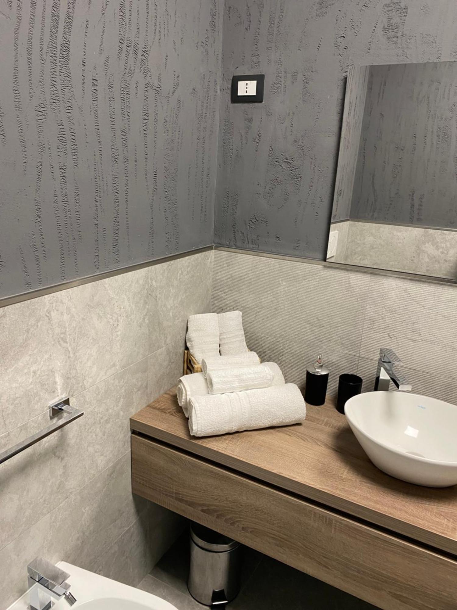 Apartment Cavour 68 Cagliari Eksteriør bilde